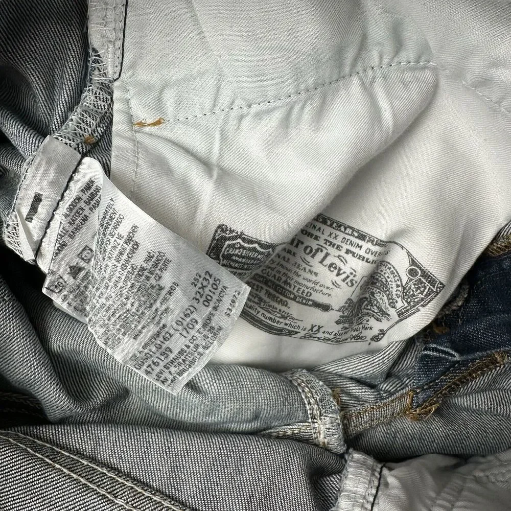 Vintage‎ Levis 501XX Jeans Denim Button Fly Pants Mens 32x31 Y2K